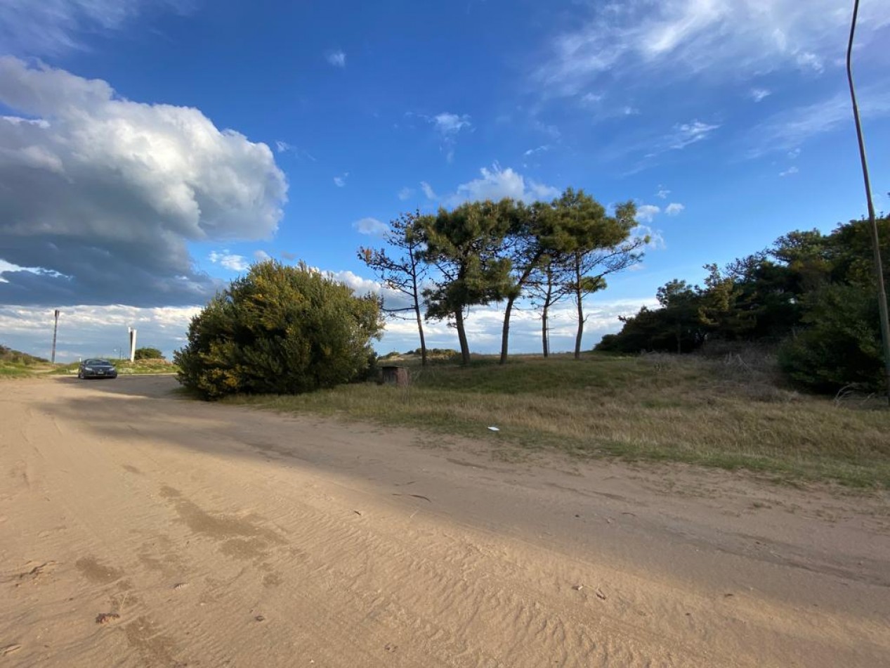 Venta de lote en Pinamar Norte sobre Libertador