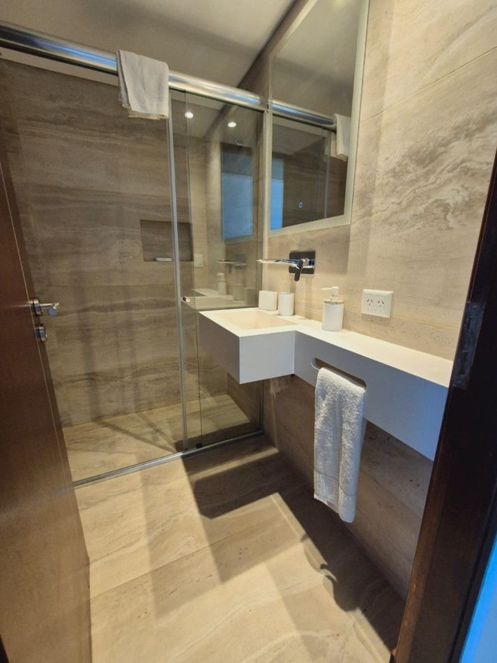 Departamento 4 ambientes frente al mar