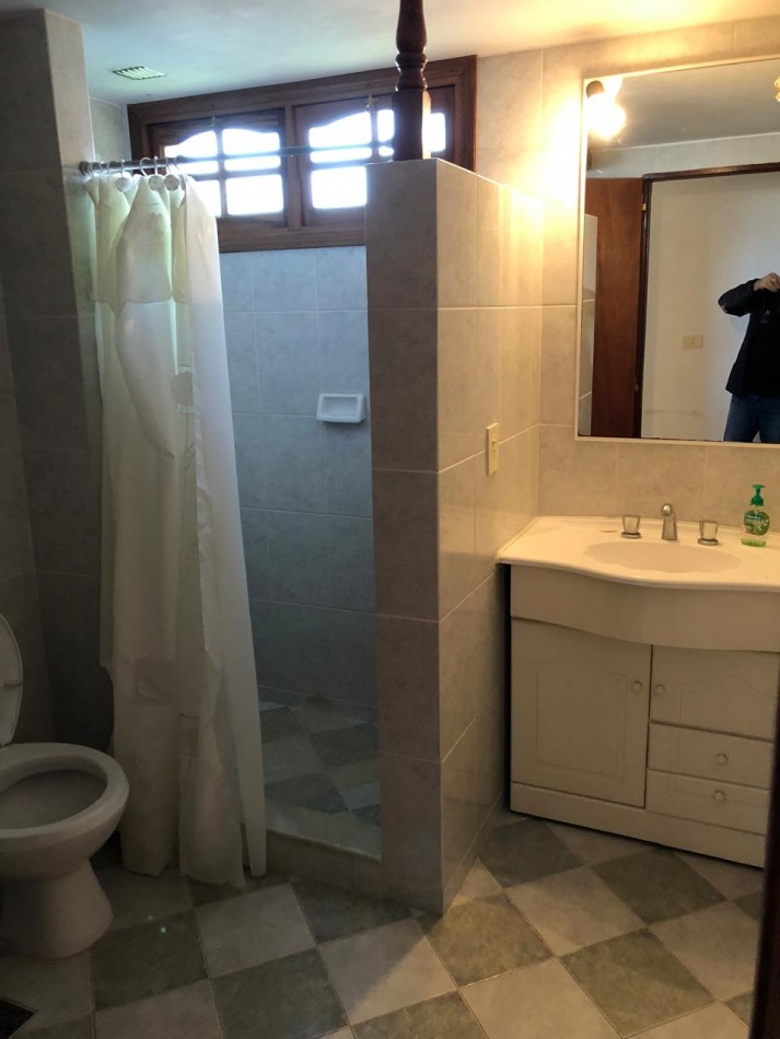 DOS LOCALES CON VIVIENDA