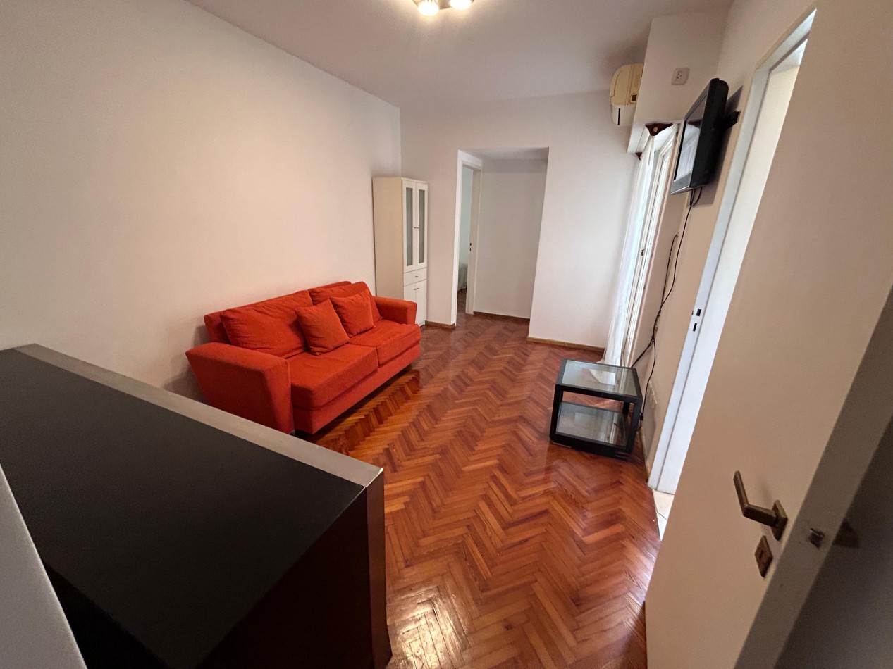 Hermoso 2 Amb. Reciclado a Nuevo, Gran Ubicacion en Colegiales y Apto Credito