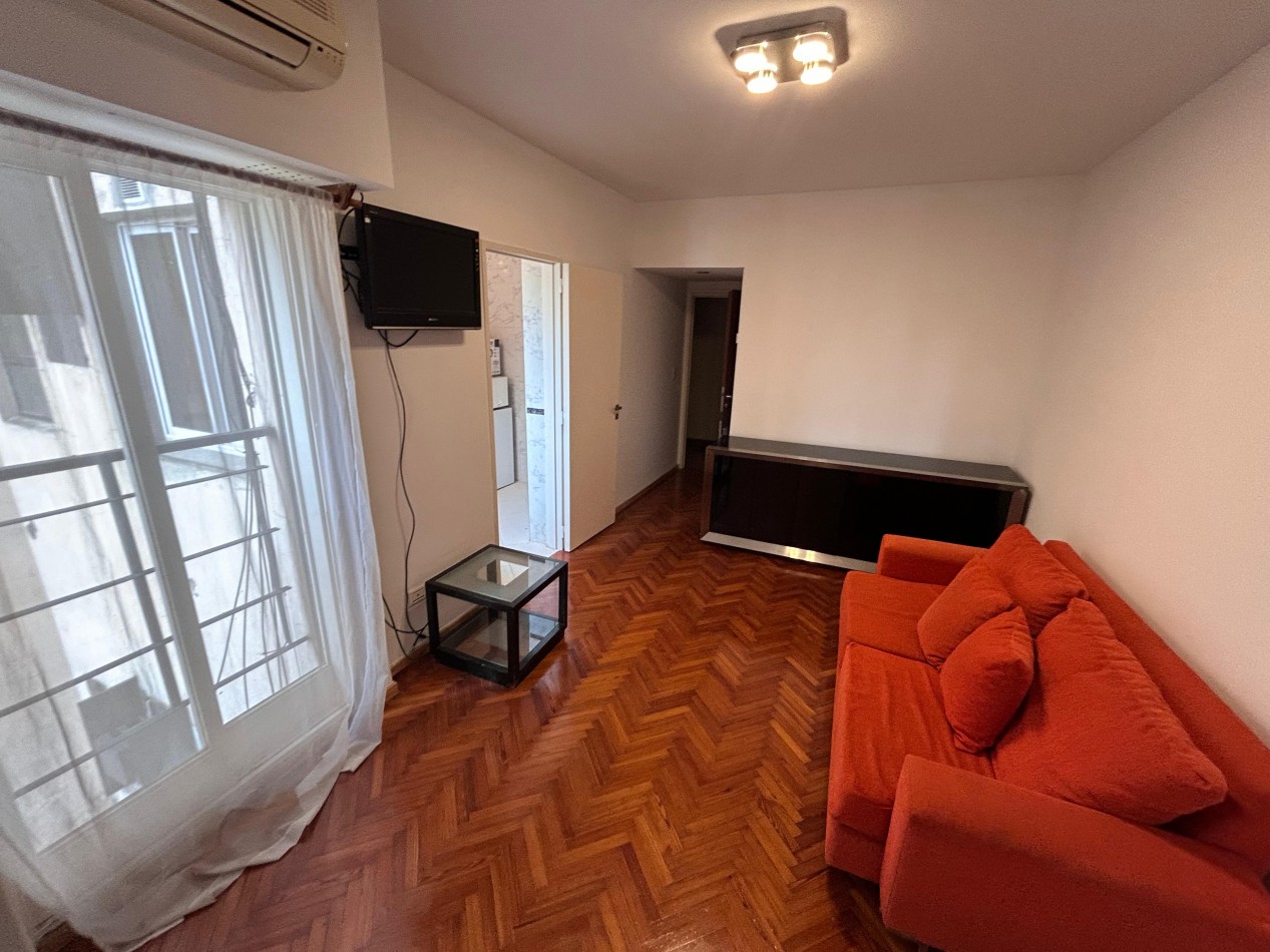 Hermoso 2 Amb. Reciclado a Nuevo, Gran Ubicacion en Colegiales y Apto Credito