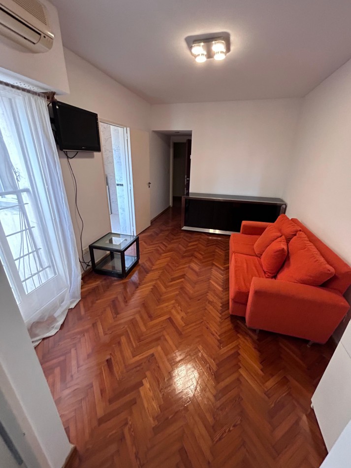 Hermoso 2 Amb. Reciclado a Nuevo, Gran Ubicacion en Colegiales y Apto Credito