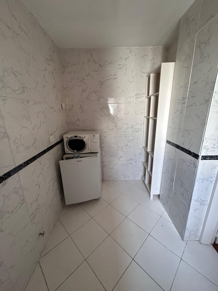 Hermoso 2 Amb. Reciclado a Nuevo, Gran Ubicacion en Colegiales y Apto Credito