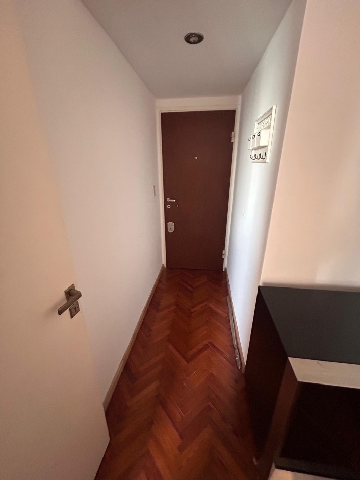 Hermoso 2 Amb. Reciclado a Nuevo, Gran Ubicacion en Colegiales y Apto Credito