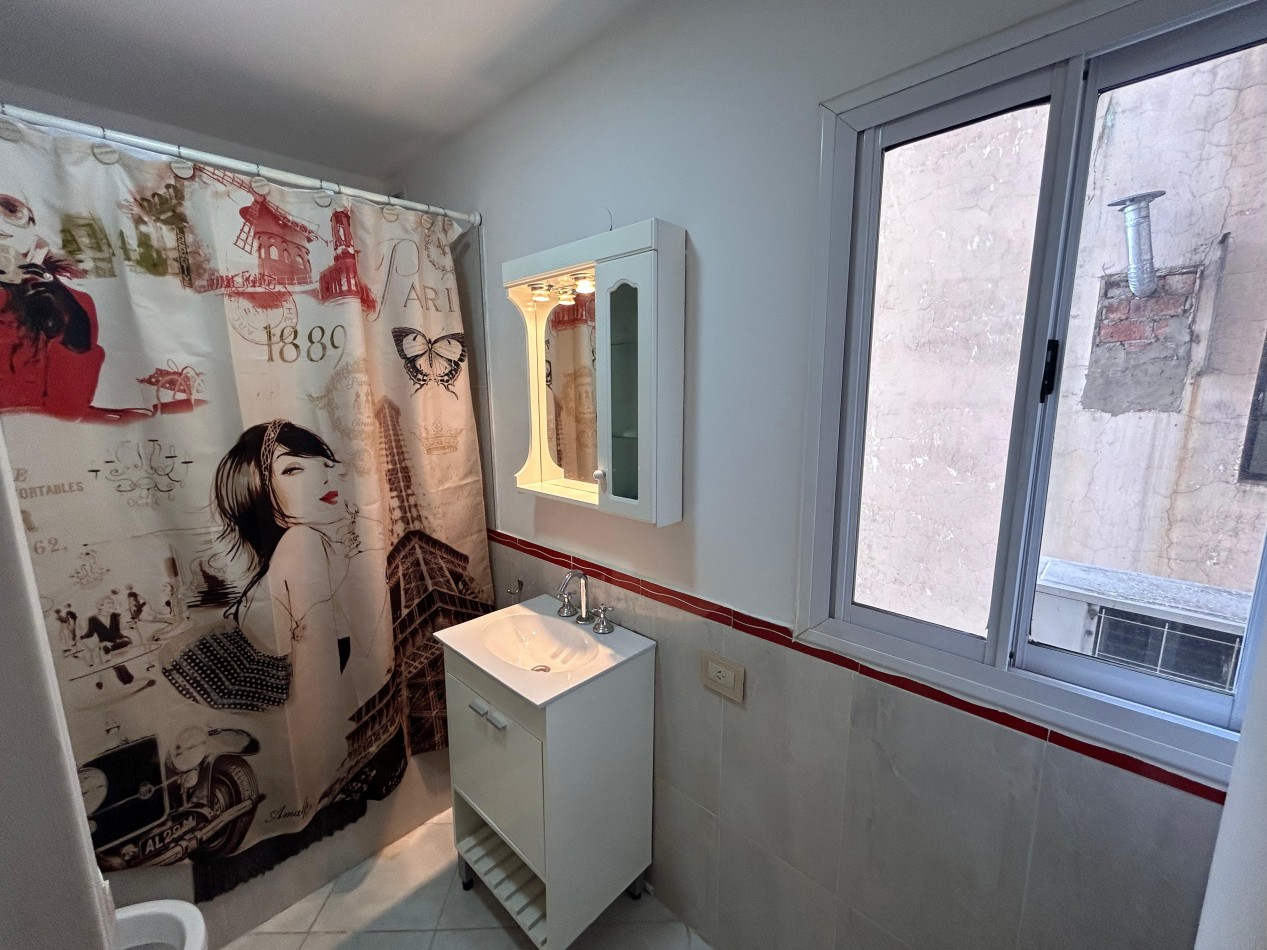 Hermoso 2 Amb. Reciclado a Nuevo, Gran Ubicacion en Colegiales y Apto Credito