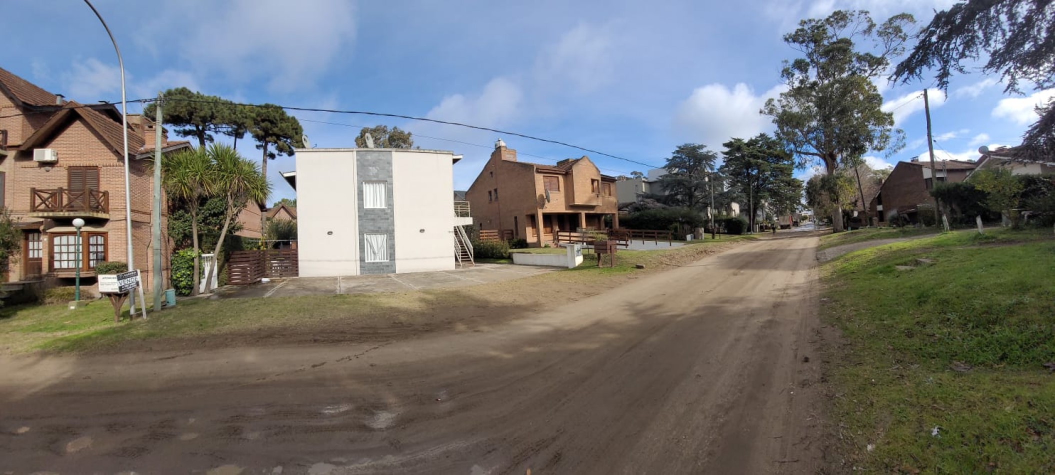 EN VENTA  DEPARTAMENTO DE 3 AMBIENTES-ZONA DUPLEX-PINAMAR-