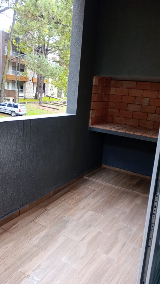 EN VENTA-DEPARTAMENTO 3 AMBIENTES-EDIFICIO JASON PARK-