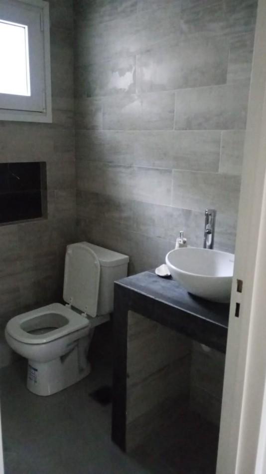 EN VENTA-DEPARTAMENTO 3 AMBIENTES-EDIFICIO JASON PARK-