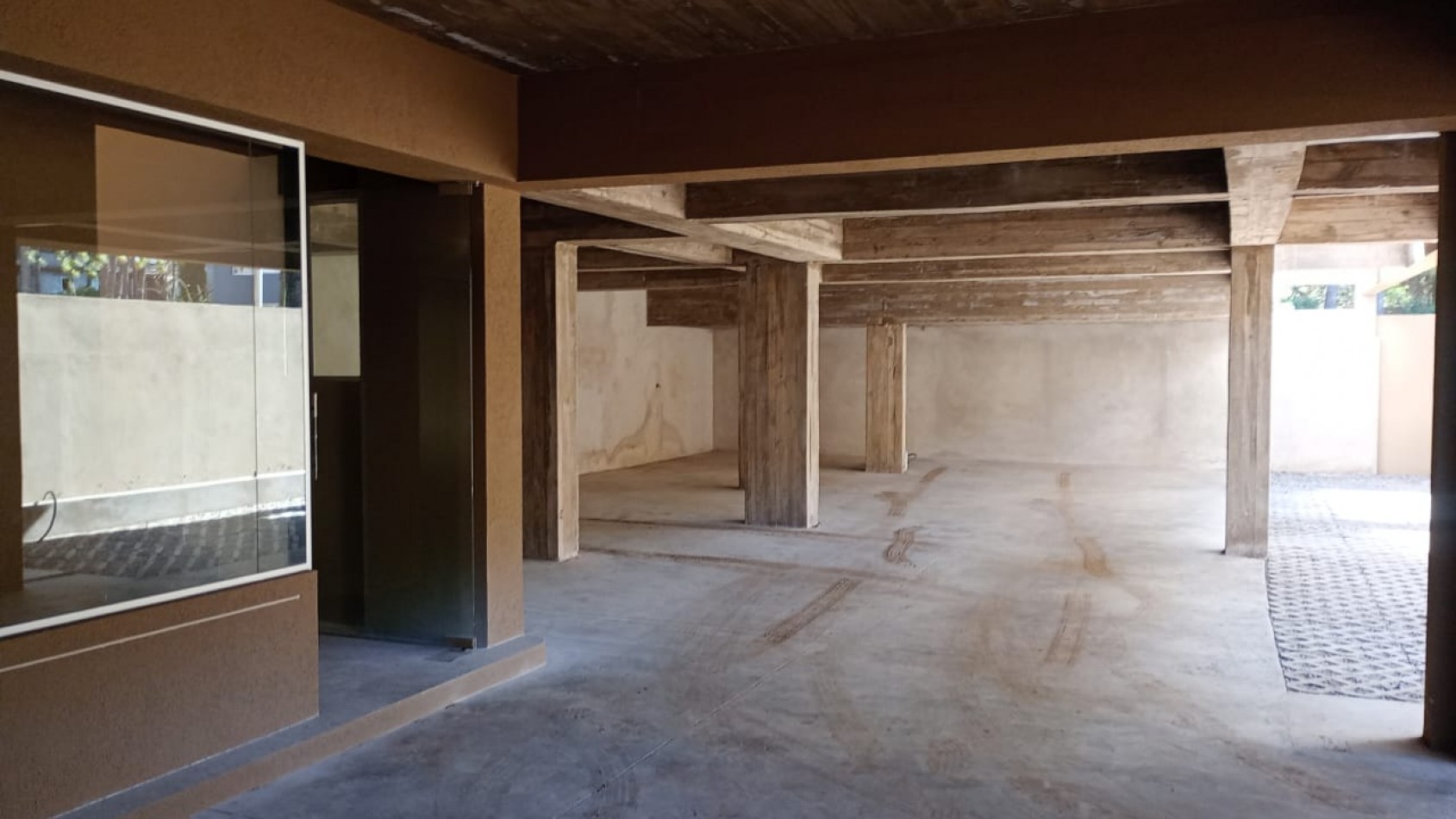 EN VENTA-DEPARTAMENTO 3 AMBIENTES-EDIFICIO JASON PARK-