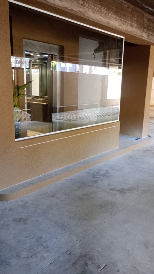 EN VENTA-DEPARTAMENTO 3 AMBIENTES-EDIFICIO JASON PARK-