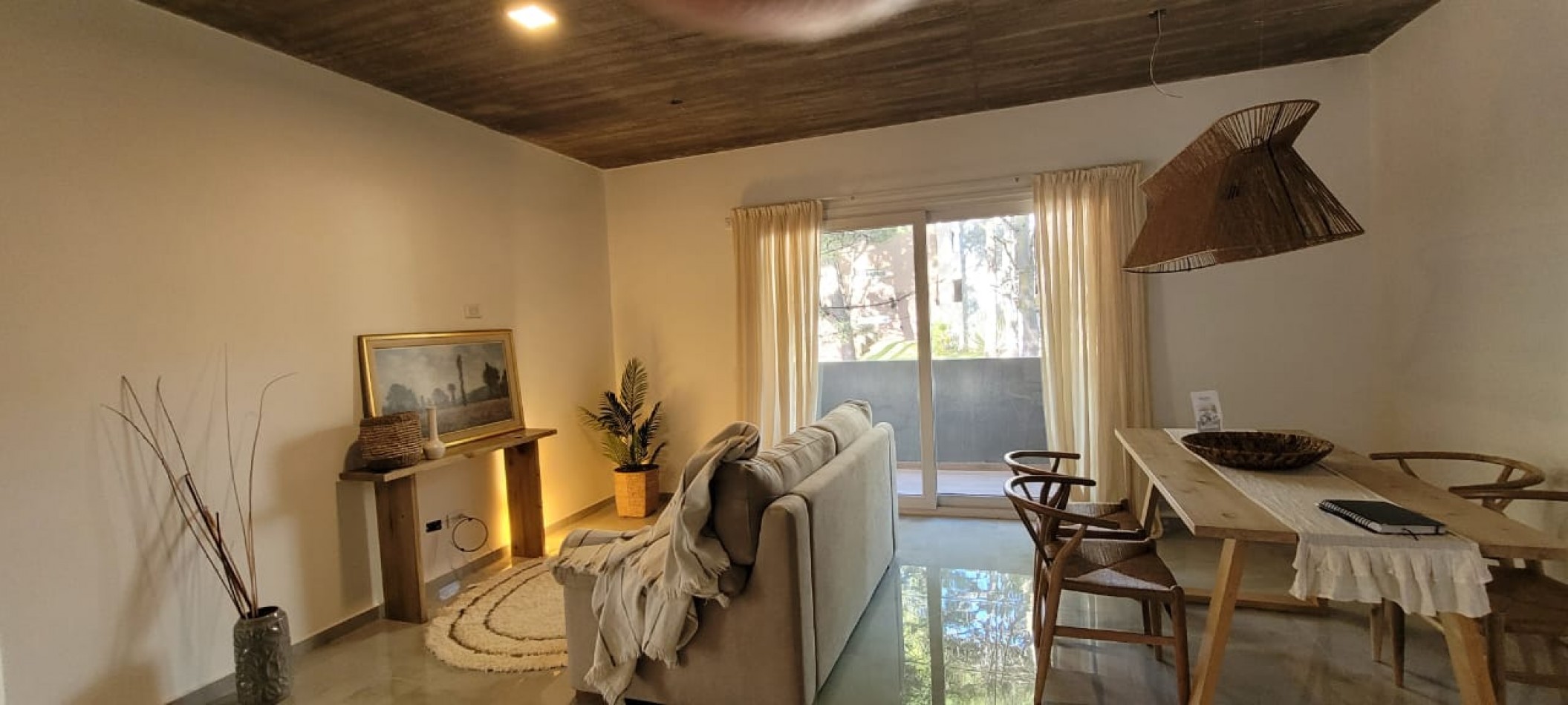 EN VENTA-DEPARTAMENTO 3 AMBIENTES-EDIFICIO JASON PARK-