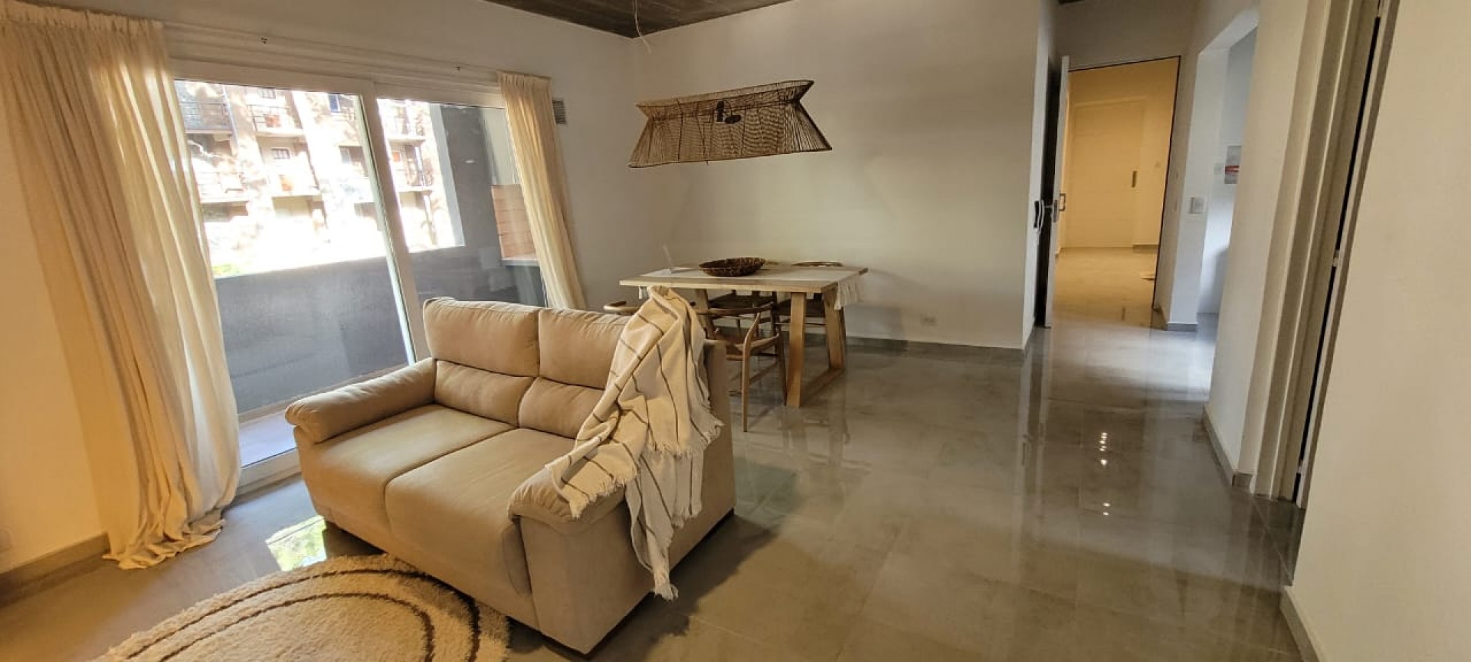 EN VENTA-DEPARTAMENTO 3 AMBIENTES-EDIFICIO JASON PARK-