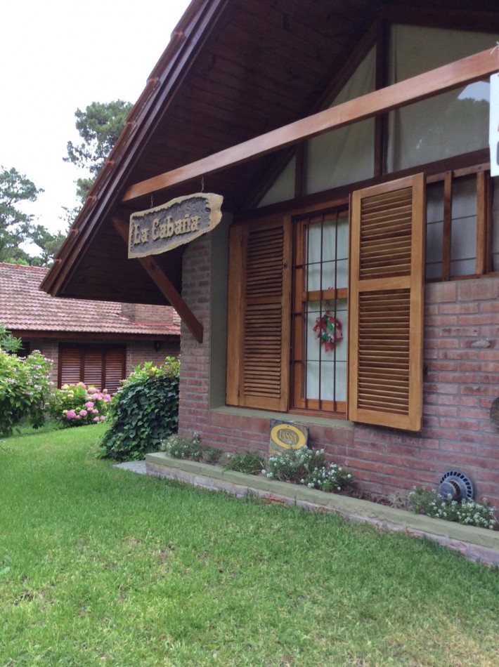 CASA EN VENTA ZONA LASALLE-PINAMAR-