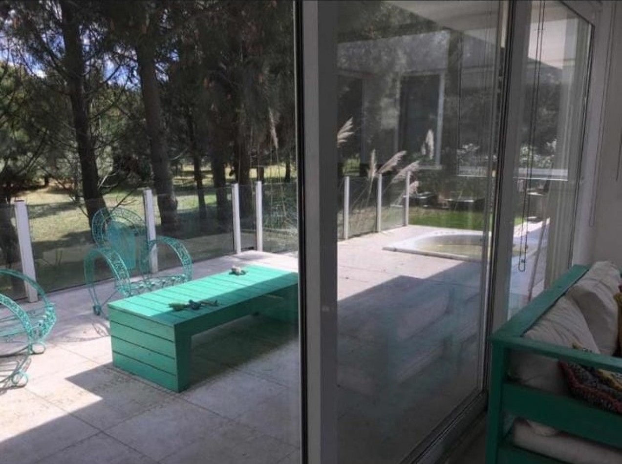 CASA EN BARRIO RESIDENCIAL 1 COSTA ESMERALDA