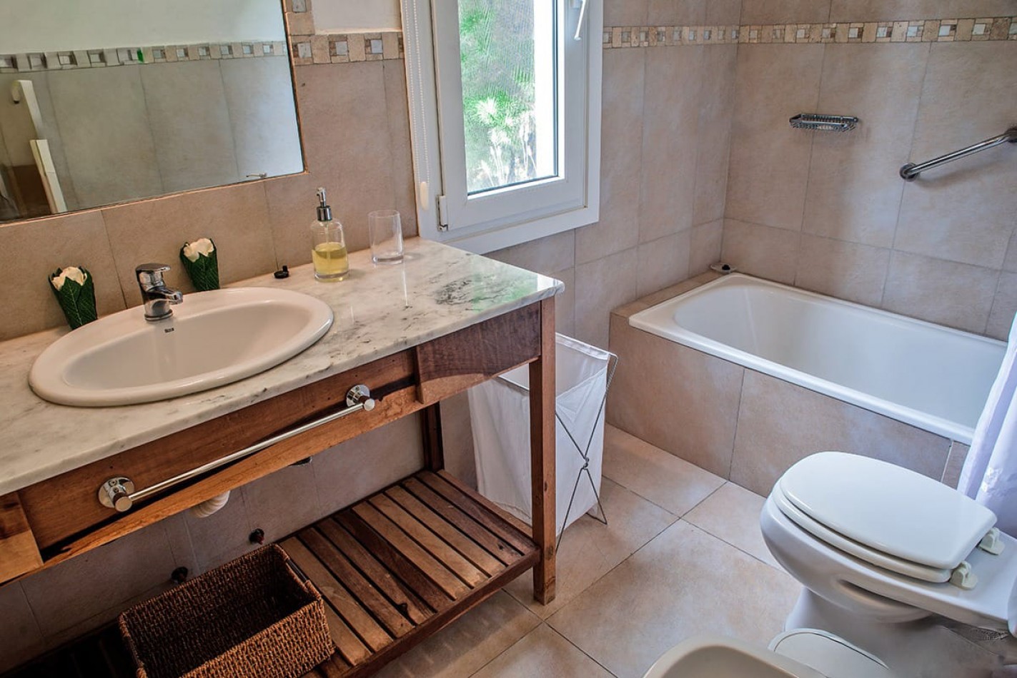 Casa con Piscina, Terraza y Amplios Espacios - Costa Esmeralda