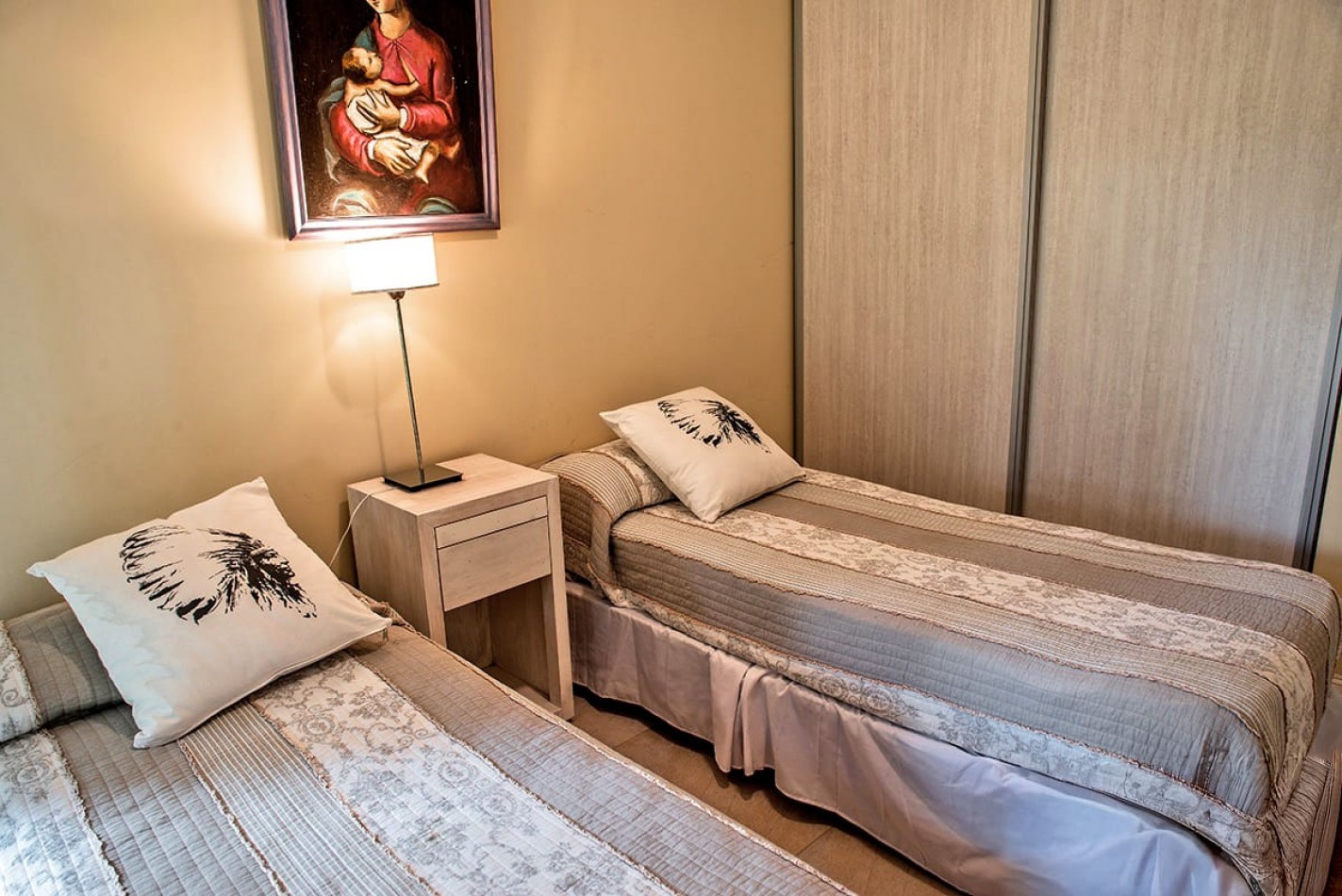 Casa con Piscina, Terraza y Amplios Espacios - Costa Esmeralda