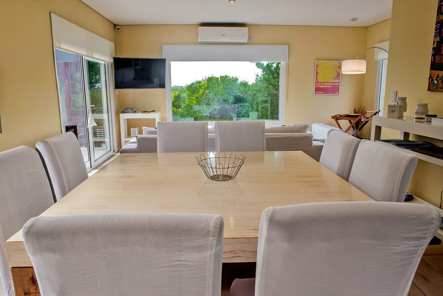 Casa con Piscina, Terraza y Amplios Espacios - Costa Esmeralda