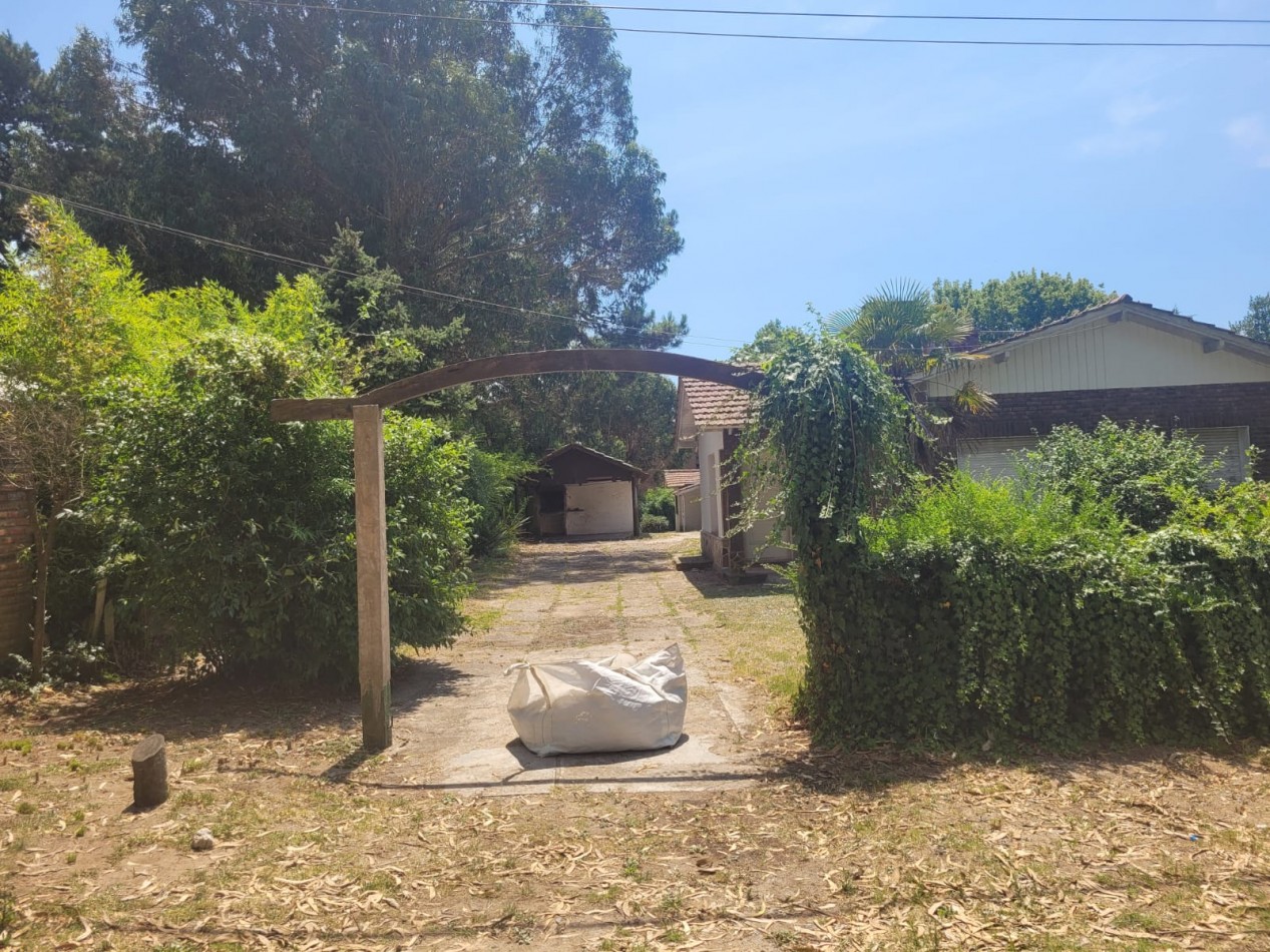 LOTE ESTRATEGICO EN VENTA EN  PINAMAR CENTRO