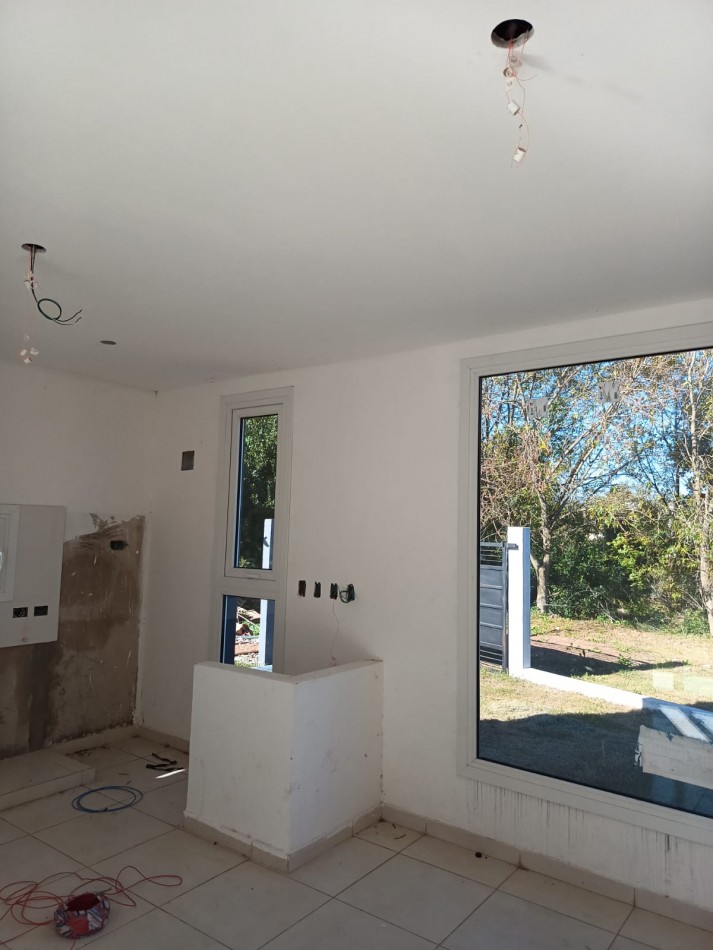 Casa A Estrenar de 3 Ambientes en Villa Elisa - La Plata (Codigo 185897)