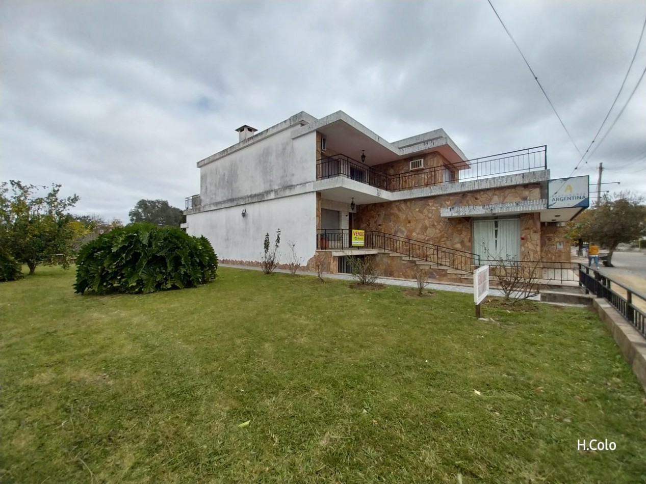 EXCELENTE VIVIENDA CON LOCAL - TOTORAS - SANTA FE - FINANCIACION (Cod 116869)