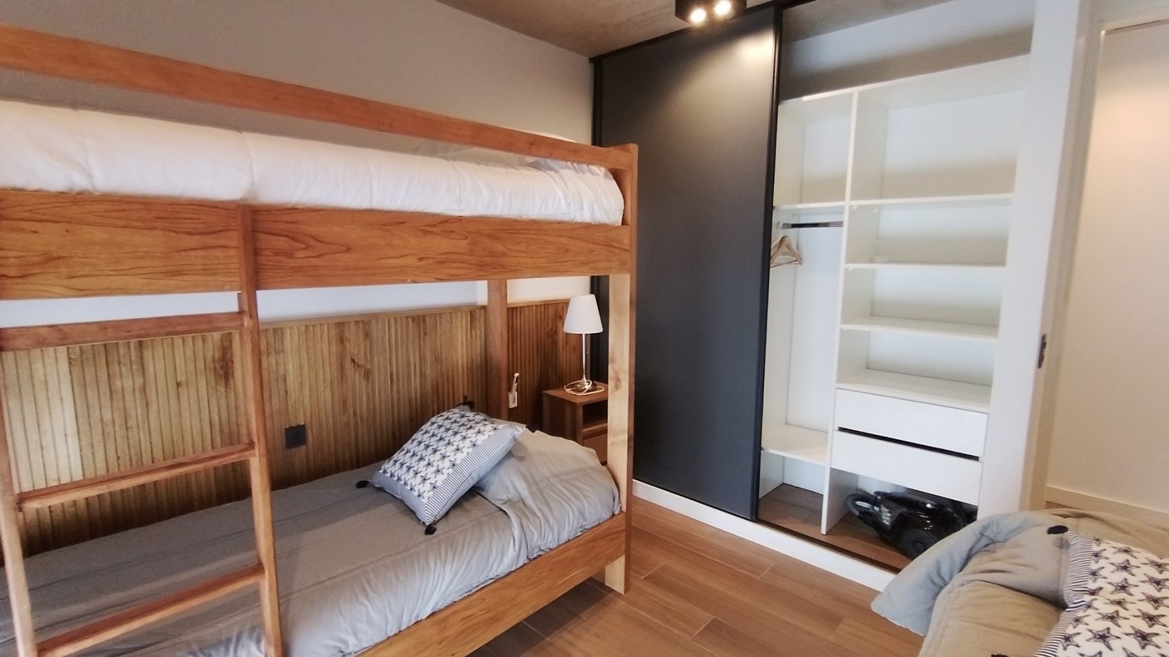 Alquier temporario. DEPARTAMENTO PREMIUM The Kalem 2