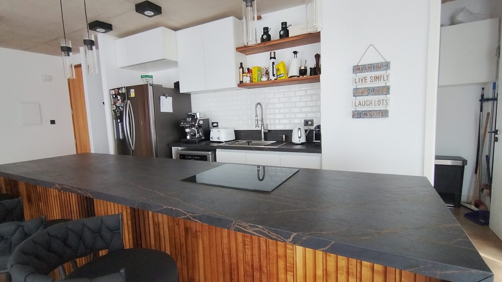 Alquier temporario. DEPARTAMENTO PREMIUM The Kalem 2