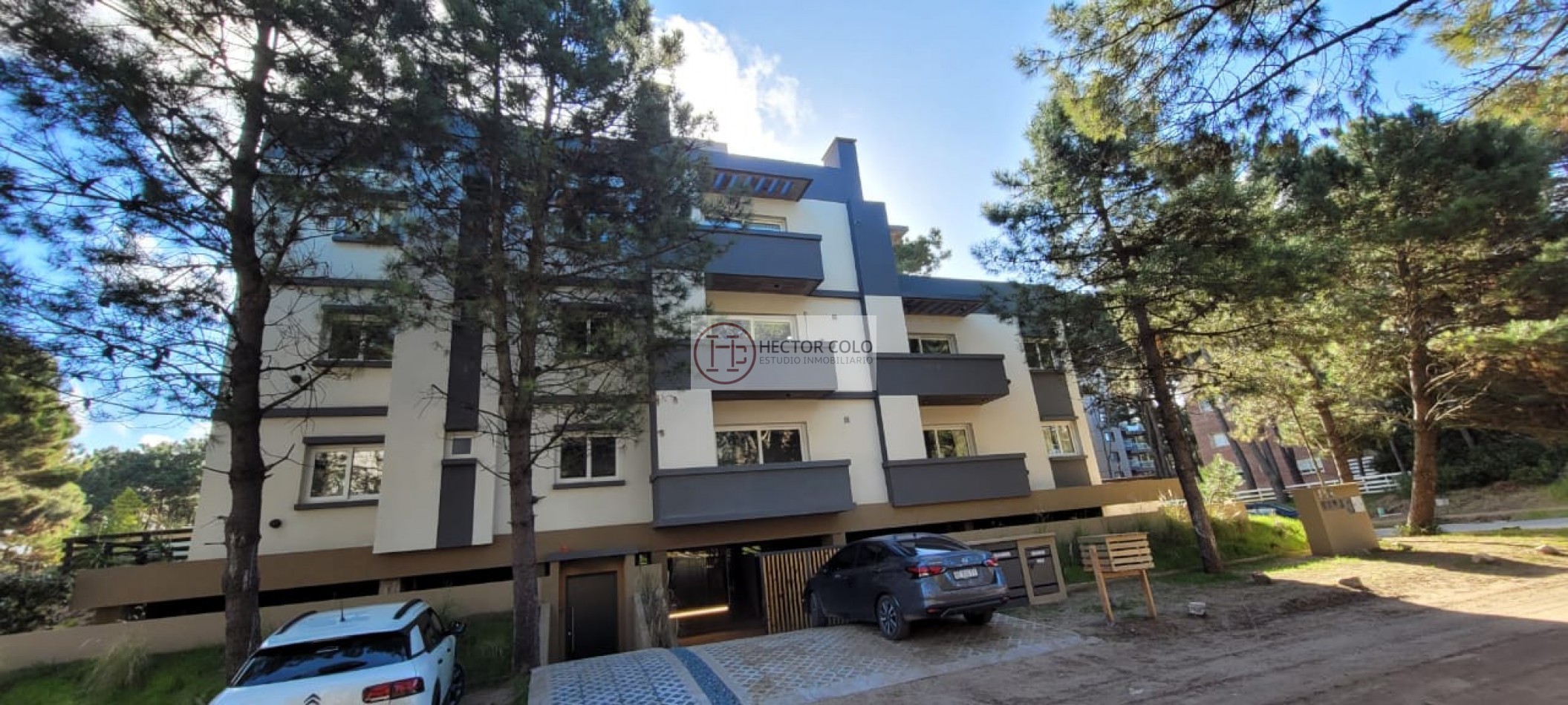 EN VENTA-DEPARTAMENTO 3 AMBIENTES-EDIFICIO JASON PARK-
