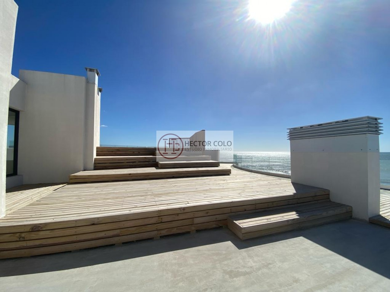 Venta de departamento 3 ambientes Frente al Mar