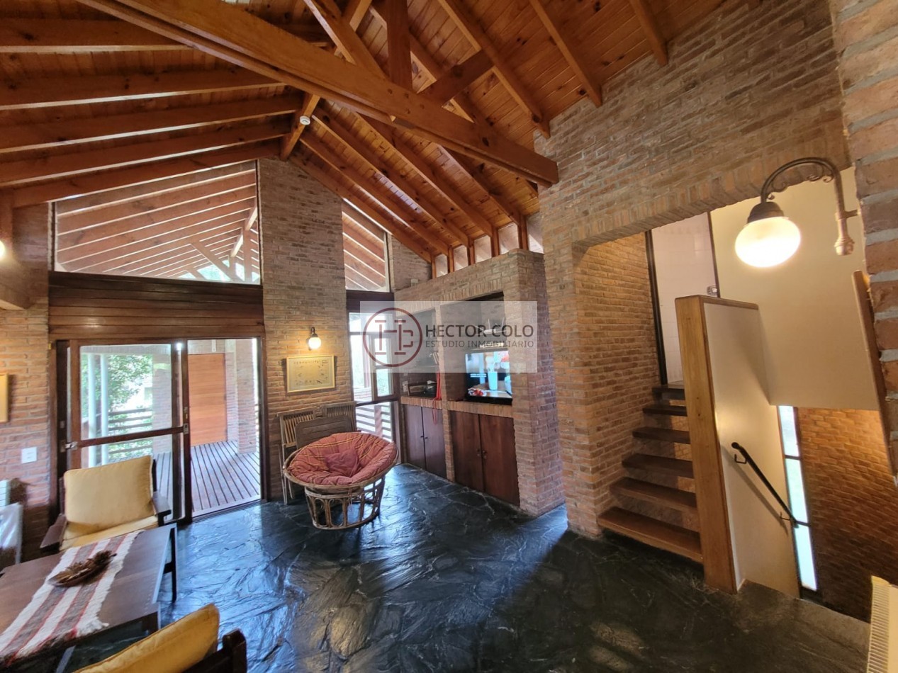 CASA EN VENTA-