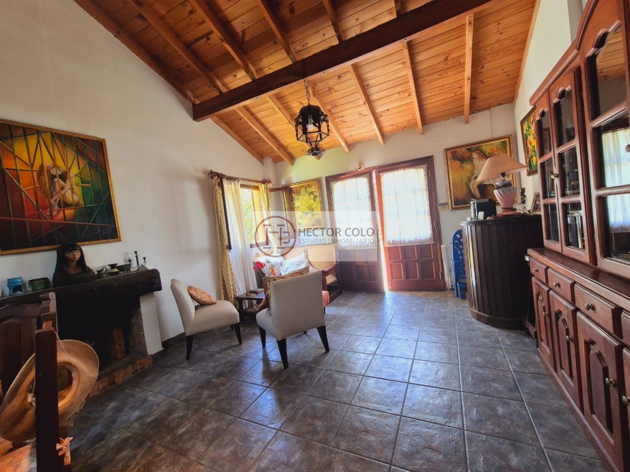Casa en venta sobre lote multifamiliar a pasos del Mar