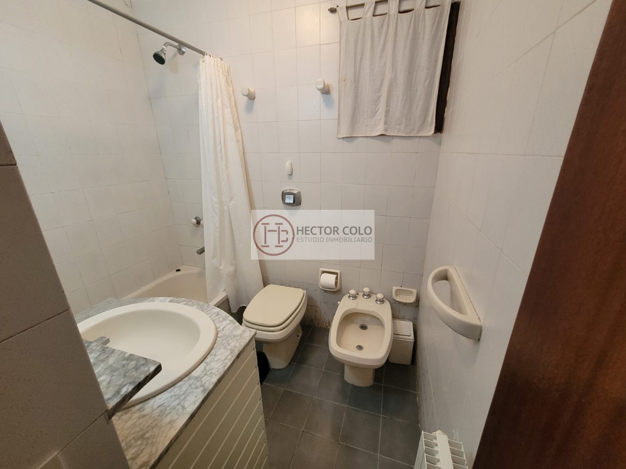 CASA EN VENTA-