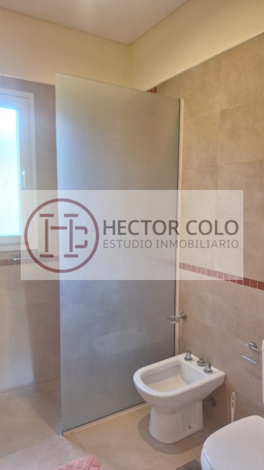 CASA EN PINAMAR NORTE CON PISCINA 