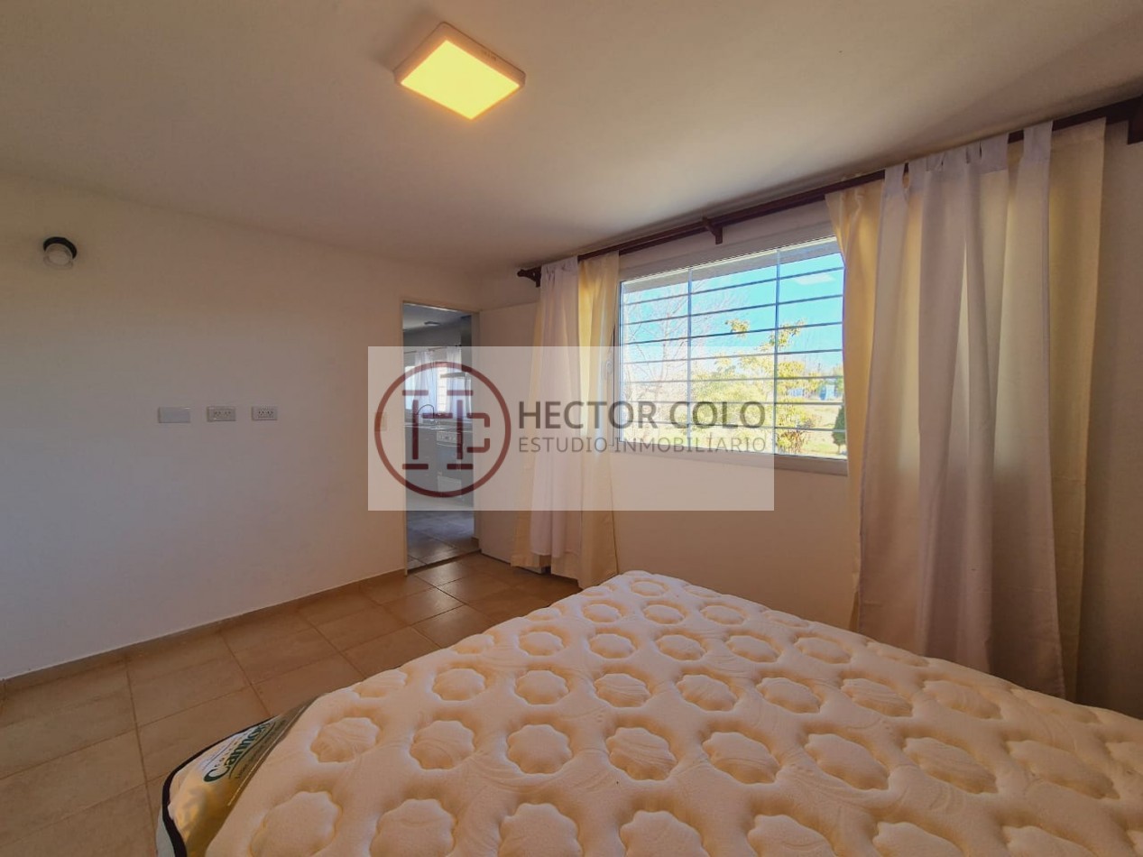 Venta de Casa con departamento en Ostende