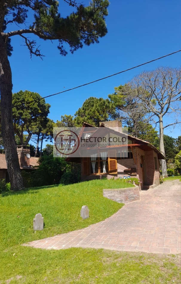 CASA EN VENTA ZONA LASALLE-PINAMAR-