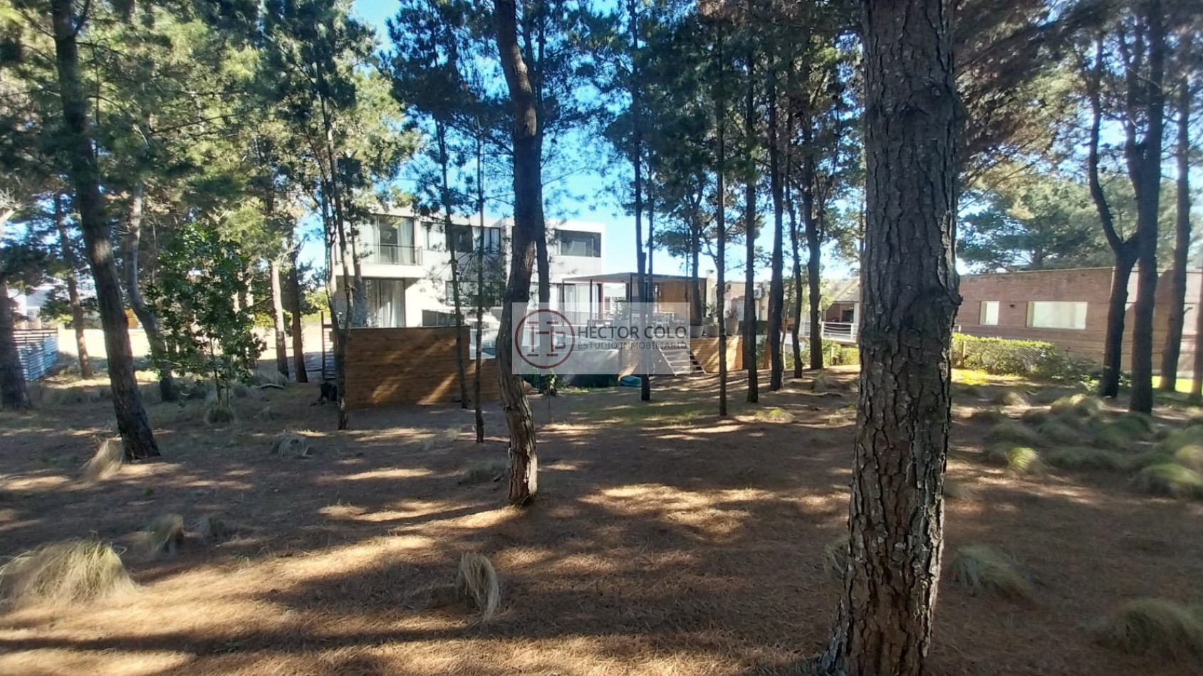 Alquier TEMPORAL casa Costa Esmeralda. 6 ambientes con Pileta