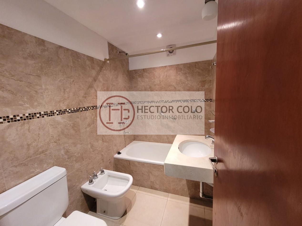 EN VENTA -DEPARTAMENTO 3 AMBIENTES ZONA DUPLEX-PINAMAR-