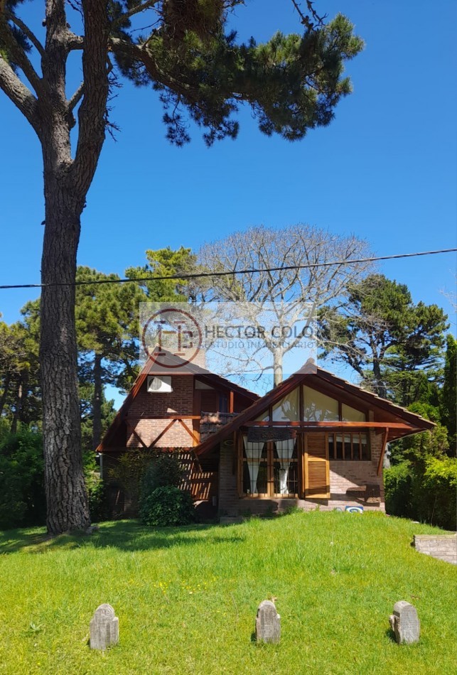 CASA EN VENTA ZONA LASALLE-PINAMAR-