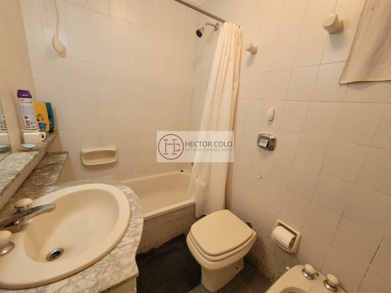 CASA EN VENTA-