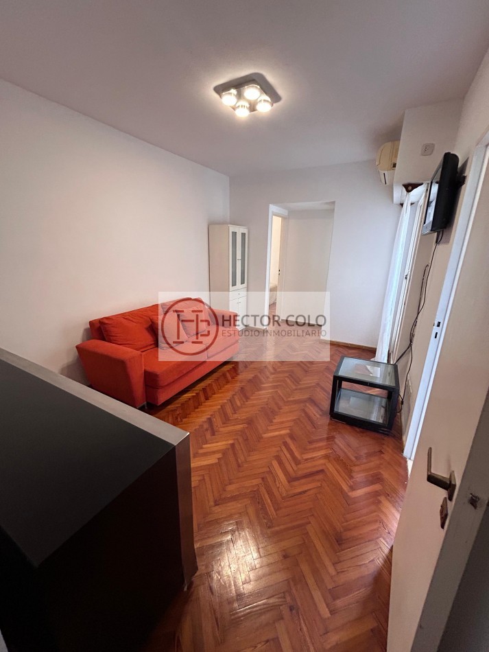 Hermoso 2 Amb. Reciclado a Nuevo, Gran Ubicacion en Colegiales y Apto Credito
