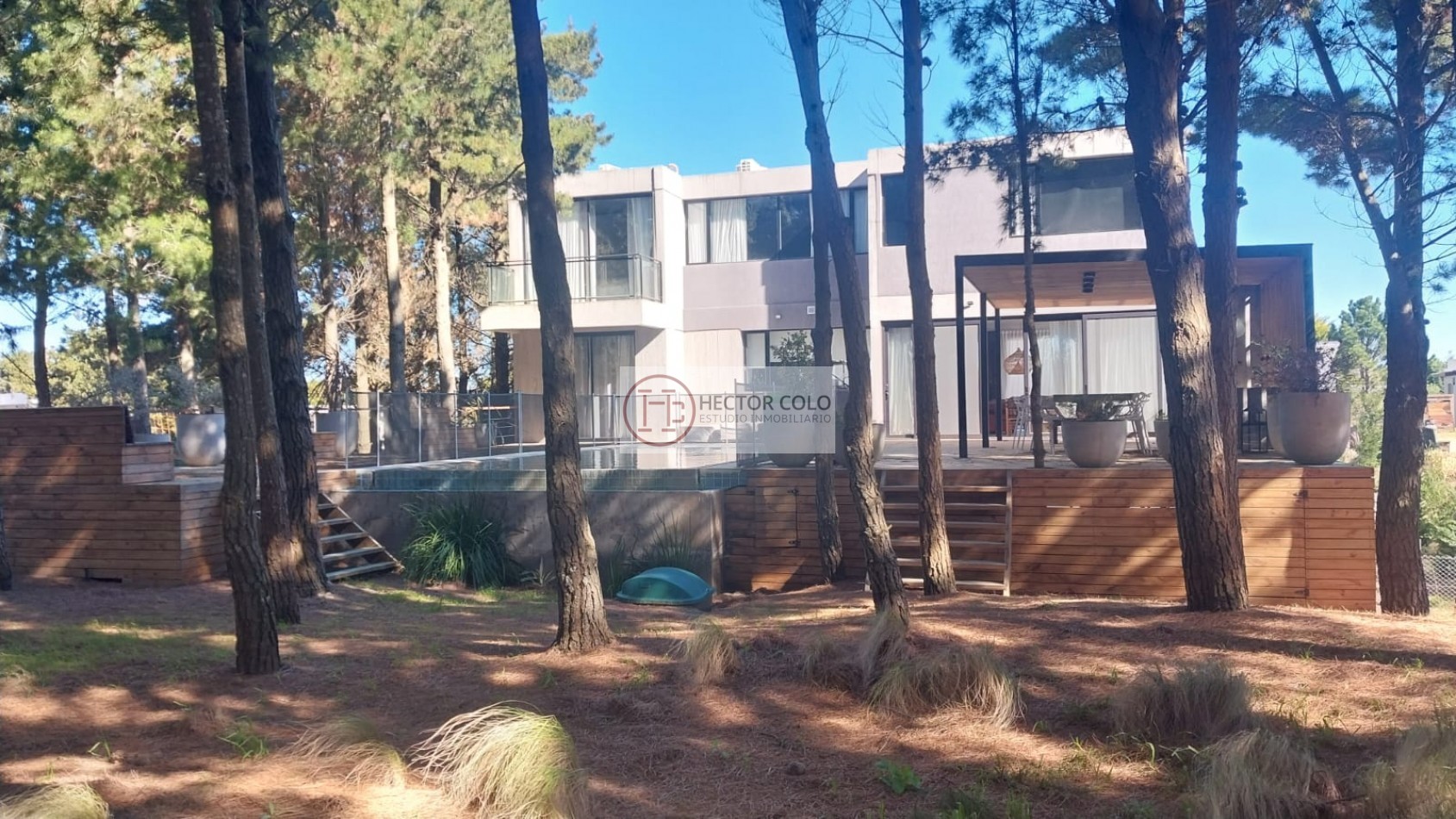 Alquier TEMPORAL casa Costa Esmeralda. 6 ambientes con Pileta