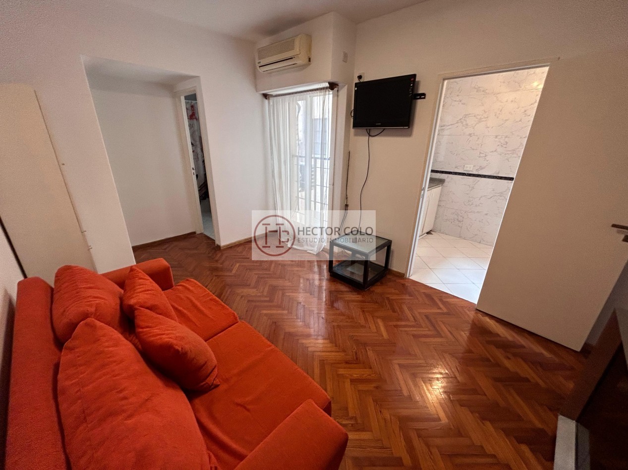 Hermoso 2 Amb. Reciclado a Nuevo, Gran Ubicacion en Colegiales y Apto Credito