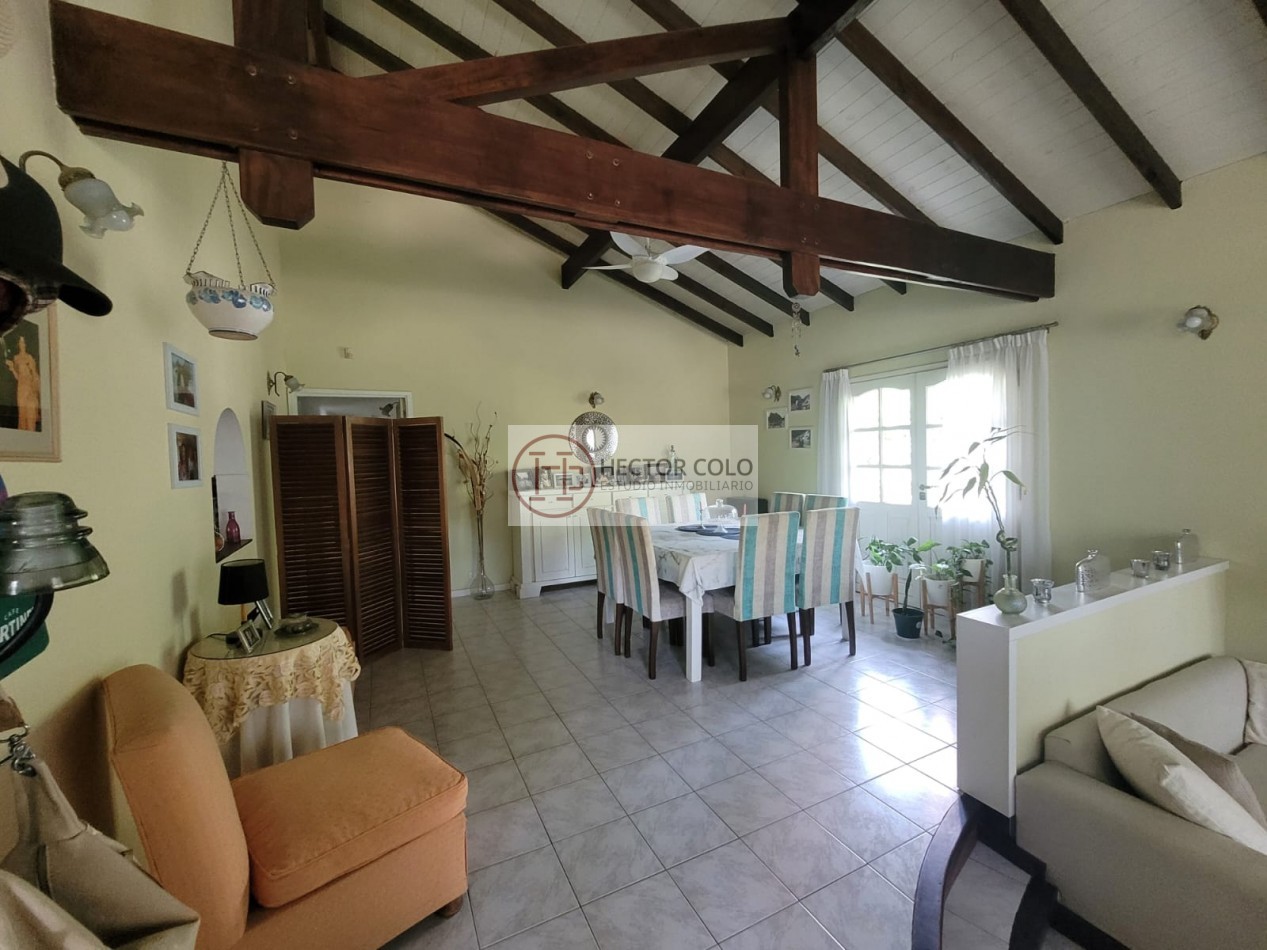 CASA EN VENTA-PINAMAR