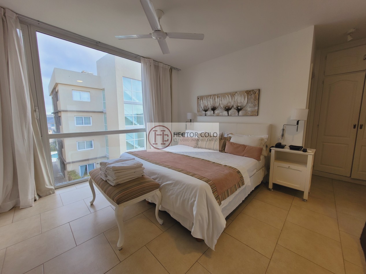 Penthouse en venta en Carilo sobre la playa con espectaculares vista al mar