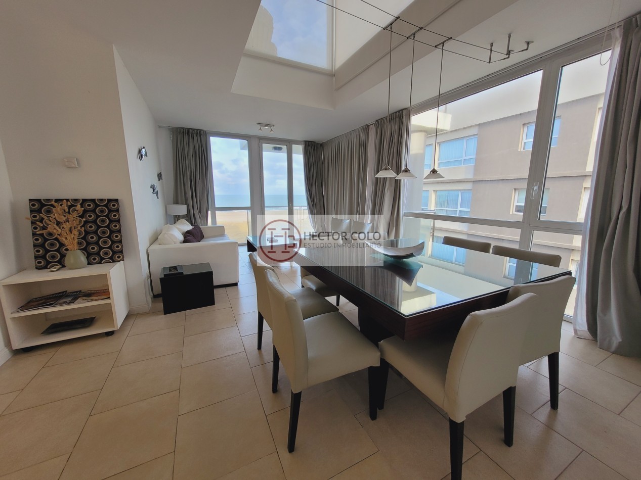 Penthouse en venta en Carilo sobre la playa con espectaculares vista al mar