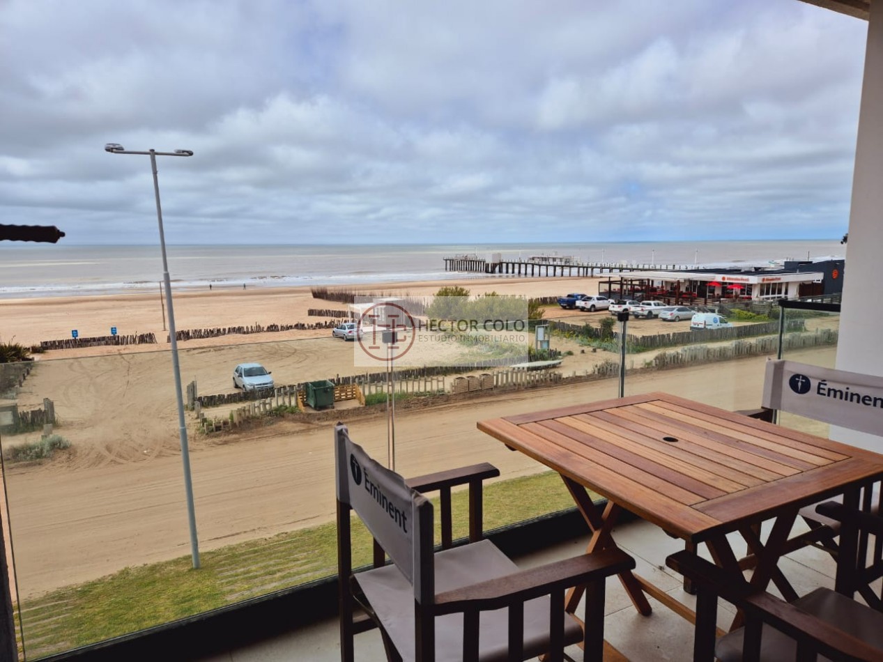 Departamento 3 ambientes con vista plena al Mar