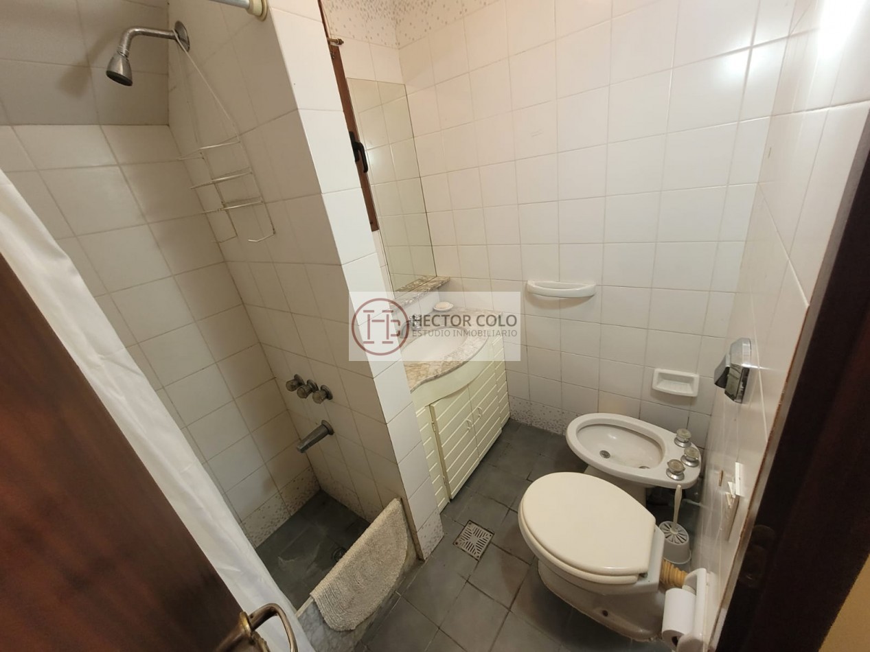 CASA EN VENTA-