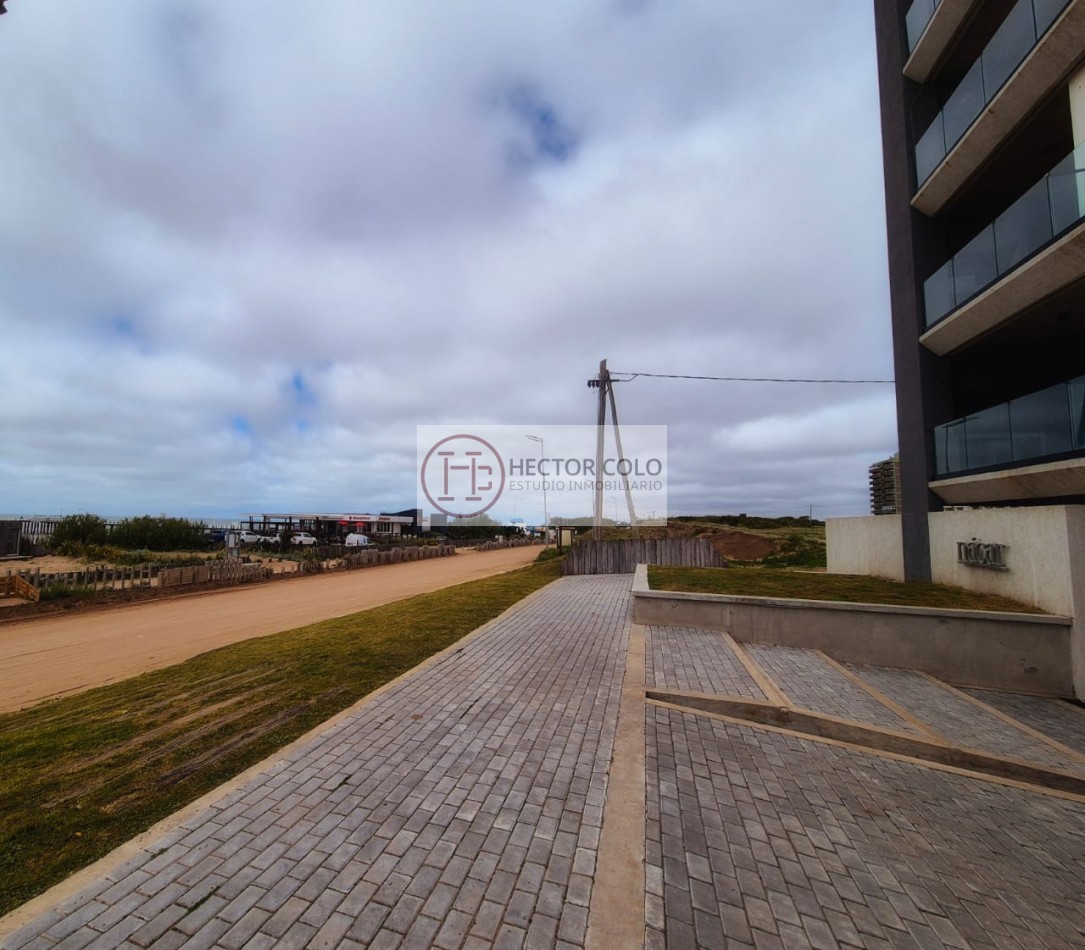 Departamento 3 ambientes con vista plena al Mar