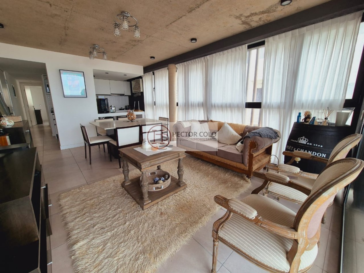 Departamento 3 ambientes con vista plena al Mar