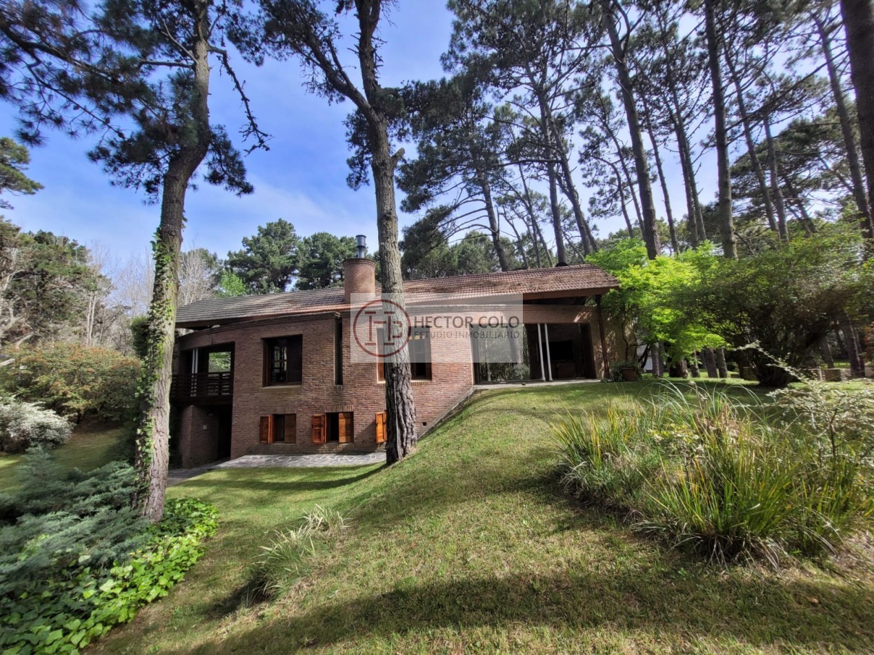 CASA EN VENTA-