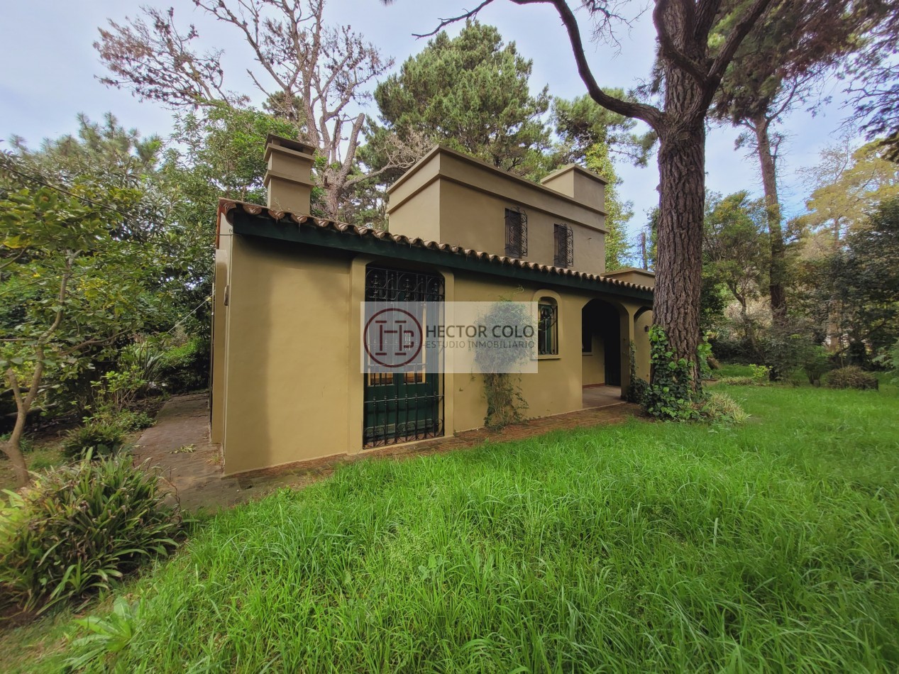 Casa estilo colonial en Valeria del Mar